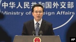 정례 브리핑 중인 중국 외교부 홍레이 대변인 (자료사진).