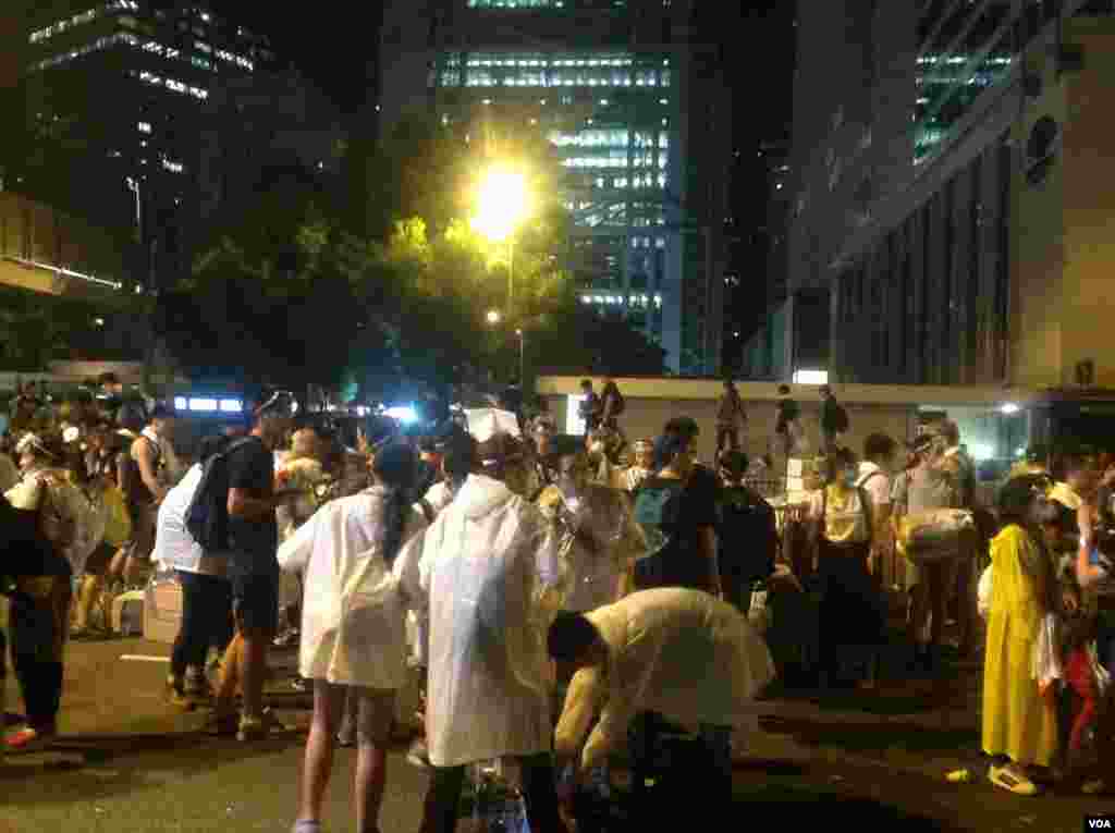 香港争真普选全民抗争星期二进入第3天(美国之音图片/海彦拍摄)