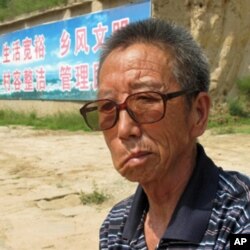 村民石玉東