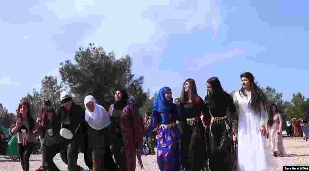 Şahiyên 8ê Adarê li Tirbespîyê