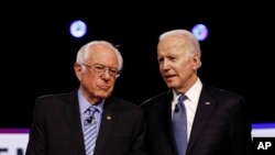 Pretendenti na predsedničku nominaciju Demokratske stranke senator Berni Sanders i bivši potpredsednik SAD Džo Bajden