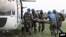 Ba soda ya Monusco ya bataillon ya Inde bamemi moto moko ya mpasi ntango ya bitumba ya ya ba M23 na Kwanja, Nord-Kivu, 14 aout 2012.