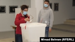 Glasanje na lokalnim izborima u Mostaru (Foto: RFERL - Mirsad Behram) 