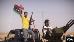 Para milisi Libya masih bertahan di luar ibukota Tripoli, membuat warga sipil merasa terancam (foto: dok).
