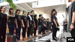 多個學生組織自發組成「六四哀音團」並參與支聯會六四27周年遊行 (美國之音 湯惠芸拍攝)