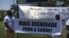 Médicos angolanos marcham contra baixos salários e pelo ingresso na função pública