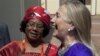 Clinton Ungkapkan Dukungan bagi Presiden Malawi
