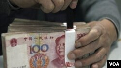 Pemerintah dan perusahaan negara Tiongkok membelanjakan sekitar satu triliun dolar per tahun.