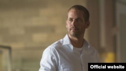 Aktor Paul Walker dalam salah satu peran terakhirnya dalam "Furious 7". 