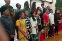 Rombongan mahasiswa Papua di George Mason University (Foto: Triyono/VOA).