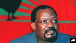 Jonas Savimbi - Vítimas terão sido mortas em 2000 durante a sua presidência 