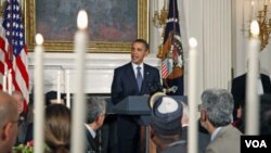 Presiden AS Barack Obama saat memberikan sambutan pada acara buka puasa bersama (Iftar) di Gedung Putih tahun lalu (13 Agustus 2010).