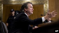 Calon hakim Mahkaham Agung AS, Brett Kavanaugh, memberikan kesaksian di hadapan Komite Yudisial Senat di Capitol Hill, Washington, Kamis, 27 September 2018.