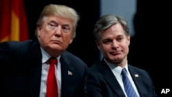 Predsednik SAD Donald Tramp i direktor FBI-aja Kristofer Rej