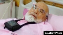 مهدی کروبی در بیمارستان پس از جراحی قلب 