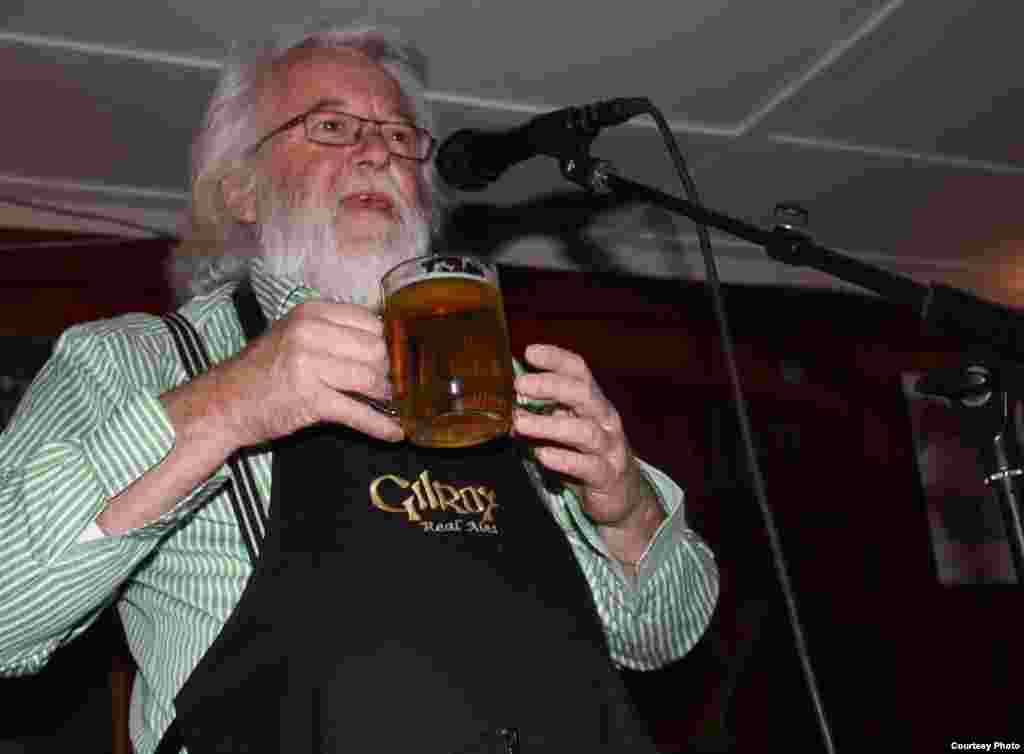 Steve Gilroy strives for a balance between bitterness and sweetness, with minimal carbonation in his "Serious," which was top-rated by Diners Club Internationl." (Photo Credit: Darren Taylor)