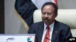 Sudan's Prime Minister Abdalla Hamdok chairs an emergency cabinet session in the capital Khartoum,Oct 18, 2021. 