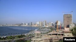 Vista geral da baía de Luanda a partir da fortaleza de S. Miguel