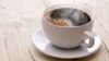 เปลี่ยนเส้นทางบินด่วนเพราะ “กาแฟหก”