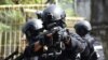 Polisi antiteror dalam latihan kontraterorisme di pelabuhan Benoa, Bali, 8 Maret 2018 (Foto: AFP)