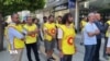Li Wanê Malbat û Mamoste Daxwaza Perwerdeya Kurdî Dikin