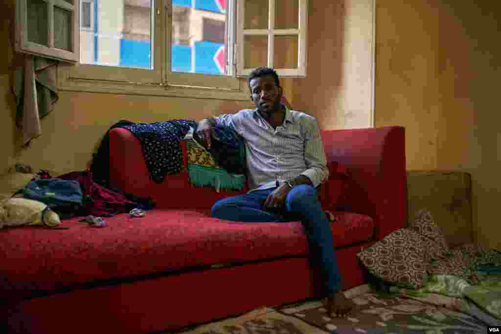 Omer Sheesh, from Port Sudan in Red Sea state, is an IT master student who came to Cairo for a scholarship. He says "lack of opportunities, in addition to the ongoing crises in Sudan, is what forces many to leave." (H. Elrasam/VOA)