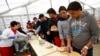 Migran Eropa Rindu Ramadan di Negara Asal