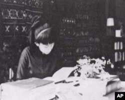 牛津圣休学院学习时的昂山素季