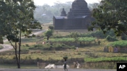 ancient pagoda in Mrauk-U, Rakhine 