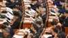 中国“两会”民生提案引争议：拐卖妇女儿童与犬只管理问题折射社会矛盾