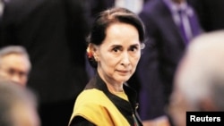 حکومت کنونی میانمار که رهبری آن را آنک سان سوچی، برندۀ جایزۀ صلح نوبل بر عهده دارد، خشونت علیه روهینگیایی ها را رد کرده است