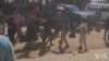 Ba creseurs basiliki mpe bamemi ebembe ya moninga na bango na parquet ya Lubumbashi