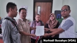 Jurnalis Koran Sindo Biro DIY Sempat Meminta Bantuan Pemerintah Jogja menyelesaikan persoalan dengan MNC Group (foto: VOA/Nurhadi Sucahyo)