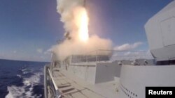 俄羅斯部署在敘利亞近海的格里戈洛維奇海軍上將護衛艦發射巡航導彈