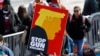 Para peserta demo "March for Our Lives" di Washington, yang menyerukan aturan lebih ketat kepemilikan senjata menyusul penembakan massal di sekolah, 24 Maret 2018. 