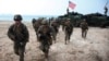 Latihan militer bersama antara AS-Thailand di pantai Hat Yao di Provinsi Chonburi, Thailand timur, Sabtu, 17 Februari 2018. (Foto: AP)