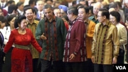 Human Rights Watch menilai kedatangan Presiden Barack Obama ke Bali (18/11) tepat untuk membahas masalah HAM di Papua dengan Presiden Susilo Bambang Yudhoyono.