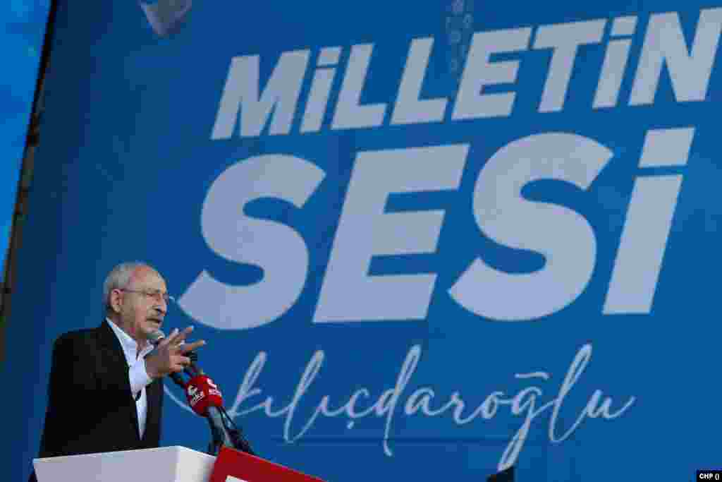 Turkey's main opposition party CHP leader Kilicdaroglu is holding a rally in Mersin, Turkey