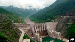 資料照片：位於湄公河上游中國雲南境內的瀾滄江的大朝山水電站。 （美聯社照片）