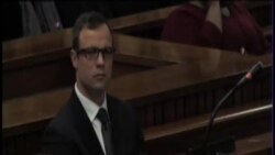 南非“刀鋒跑者”謀殺案重新開庭