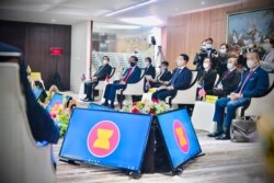 Para pemimpin Perhimpunan Bangsa-Bangsa Asia Tenggara (ASEAN) bertemu di Jakarta, 24 April 2021, dalam upaya internasional pertama yang terkoordinasi untuk meredakan krisis di Myanmar. (Foto: Biro Pers)