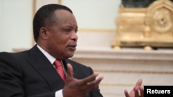 Président Denis Sassou N'Guesso ya Congo-Brazzaville na bokutani na président Russie Vladimir Poutine (amonani te na photo) na Kremlin, Moscou, Russie. 23 mai 2019.