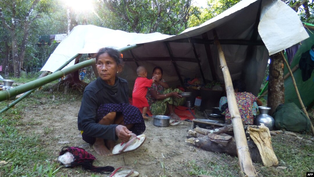 ရခိုင်စစ်ပြေးဒုက္ခသည် သောင်းနဲ့ချီ ရှိနေသေးတာပါ