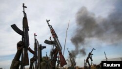 Sudão do Sul tem muitas armas. 