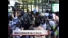 泰国选民勇敢投票，暴力时有发生