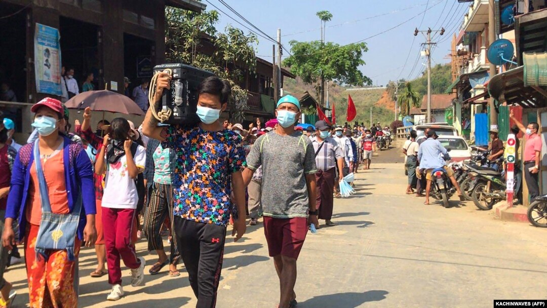 ချင်းပြည်နယ် ဟားခါးမြို့က အာဏာရှင်ဆန့်ကျင်ဆန္ဒပြ မြင်ကွင်း။ (မေ ၁၆၊ ၂၀၂၁)