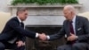 Američki predsednik Džo Bajden i slovenački premijer Robert Golob u Beloj kući (Foto: AP/Ben Curtis)