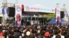Supporters of the People's Democratic Party (PDP) attend a campaign rally in Lafia, Nigeria January 10, 2019. Picture taken January 10, 2019. 