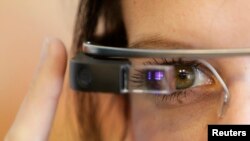Google Glass yang dimodifikasi mungkin bisa membantu anak-anak penderita autisme (foto: ilustrasi). 
