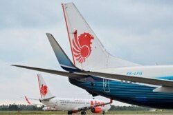 Pesawat Boeing 737-800 milik maskapai penerbangan Lion Air di bandara Padang, Sumatra Barat. (Foto: dok).